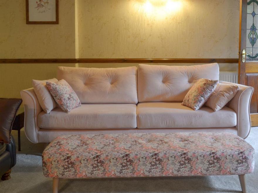 Wisteria Cottage - UK11933