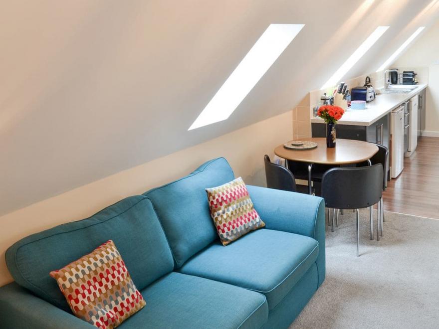 Oak View Loft - UK11926