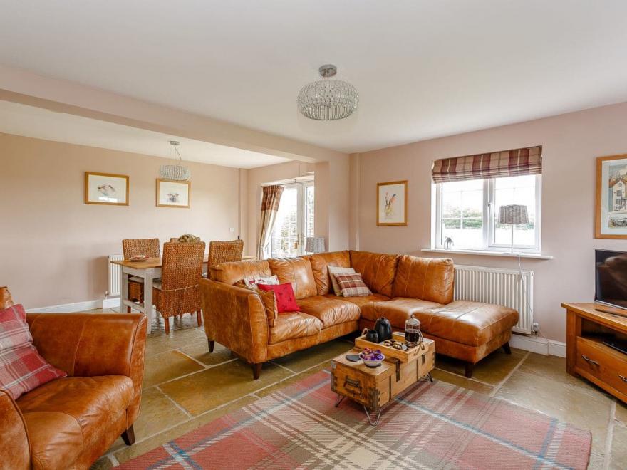 Gunby Hall Cottage 2-UK11989