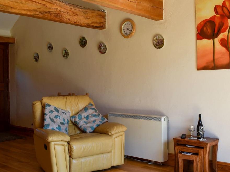 Round House - UK12083