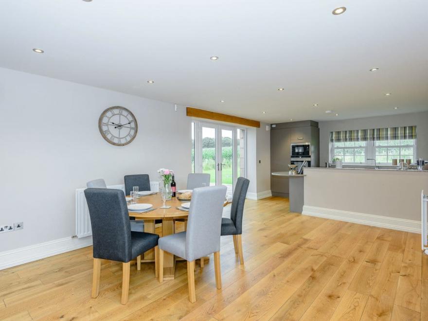 The Old Barn - UK12051