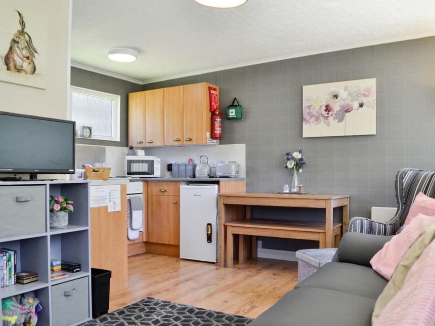 The Warran - UK12086