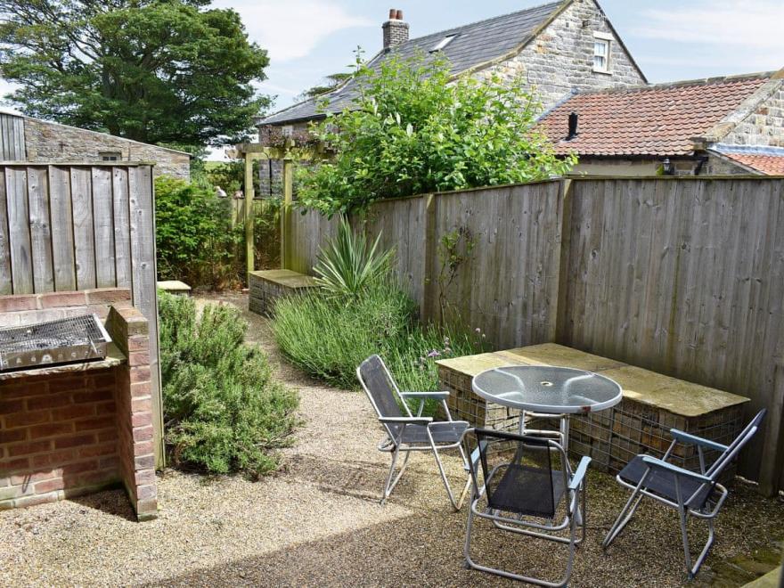 Lavender Cottage - UK12146