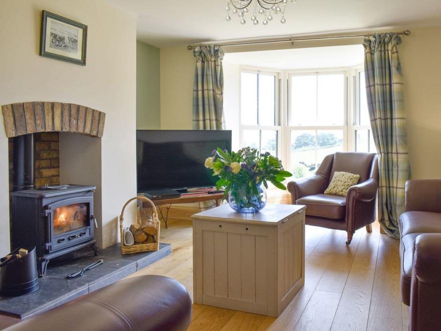 Newlands Farm House - UK12151