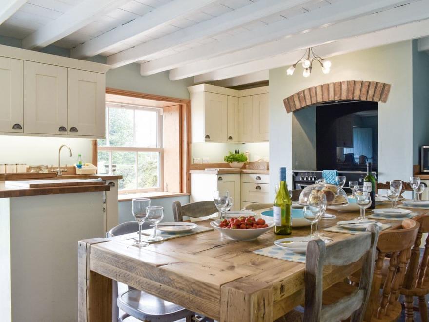 Newlands Farm House - UK12151