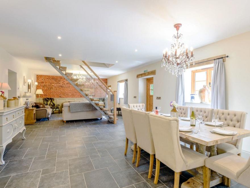 The Old Dairy - UK12193