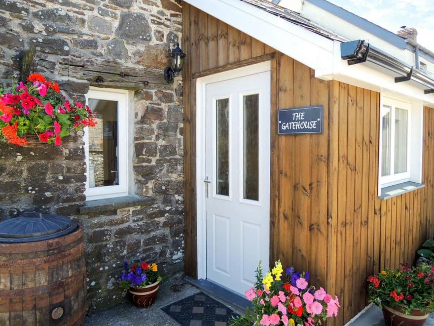 The Gatehouse - UK12216