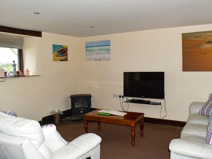 Toad Hall - UK 12217