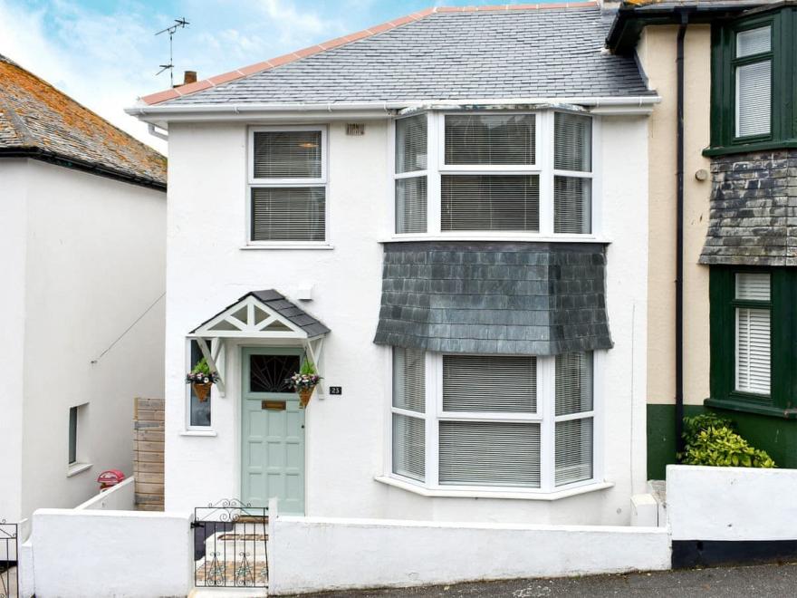 Dolphin Watch - UK12237