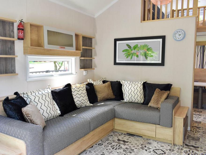 Beckside Cabin - UK12376