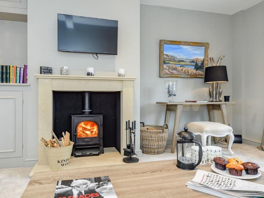 Shepherds Cottage - UK12386