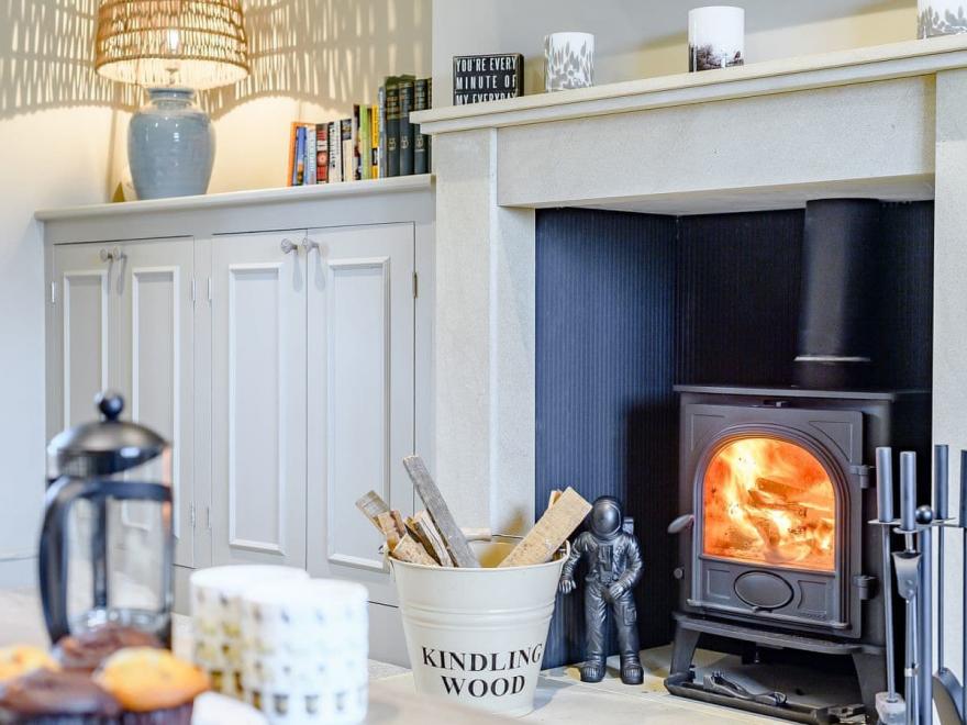 Shepherds Cottage - UK12386