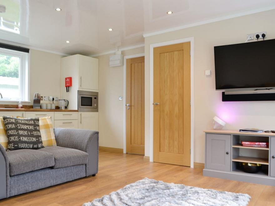 The Caernafon 47 - UK12414