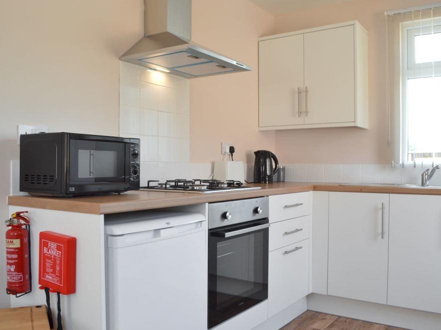 Ivy Cottage - UK12416