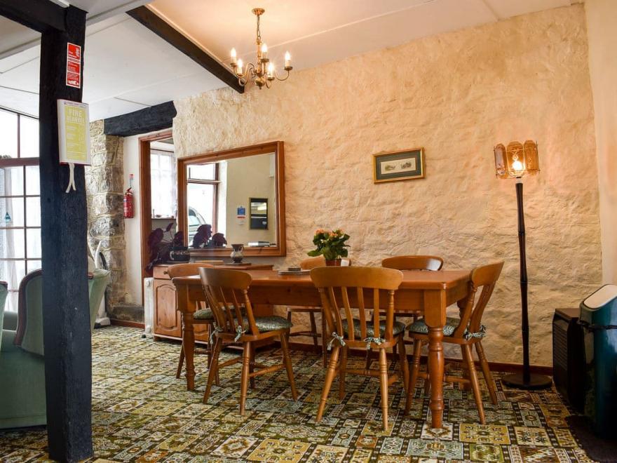 Lower Hameldown-UK12424