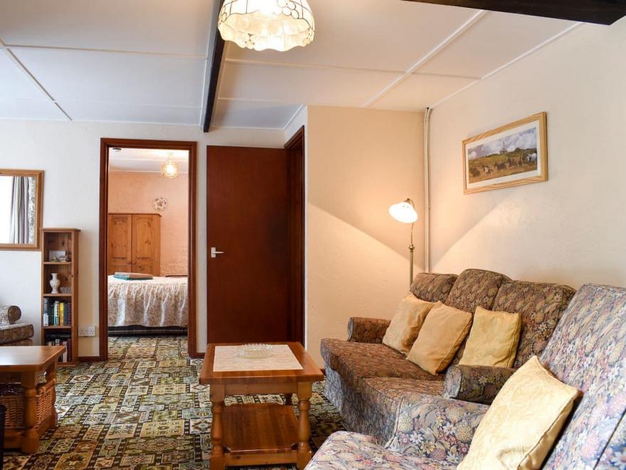 Lower Chinkwell-UK12426