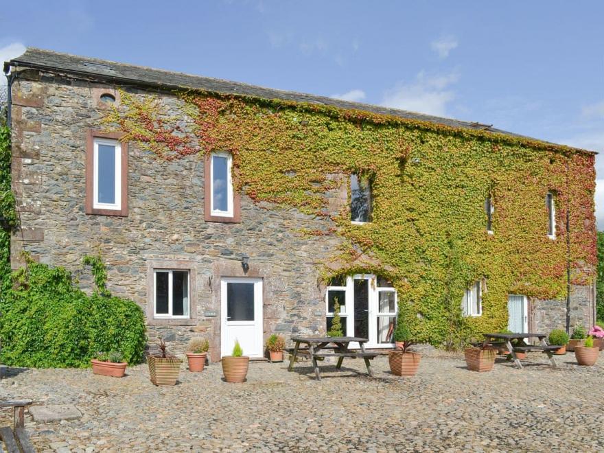 Stable Cottage - UK12543