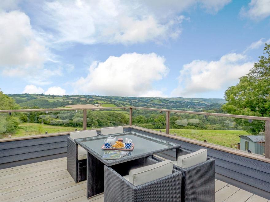 Backswood Cottage - UK12547