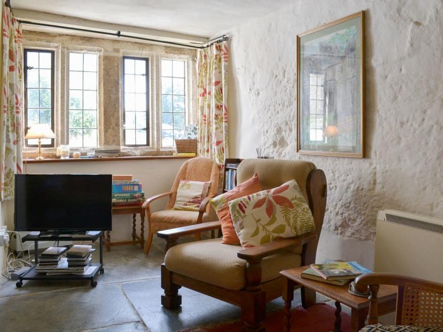 The Tudor Wing - UK12596