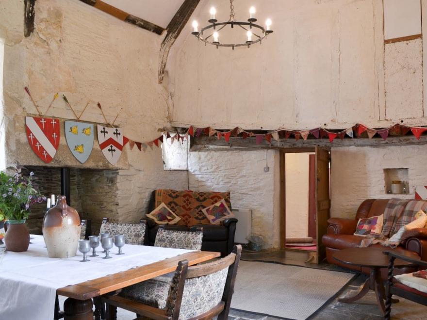 The Longhouse - UK12595