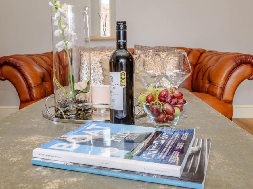 Deer View Cottage - UK12757