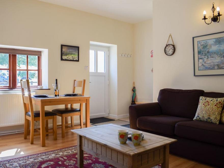 Dairy Cottage- UK12794