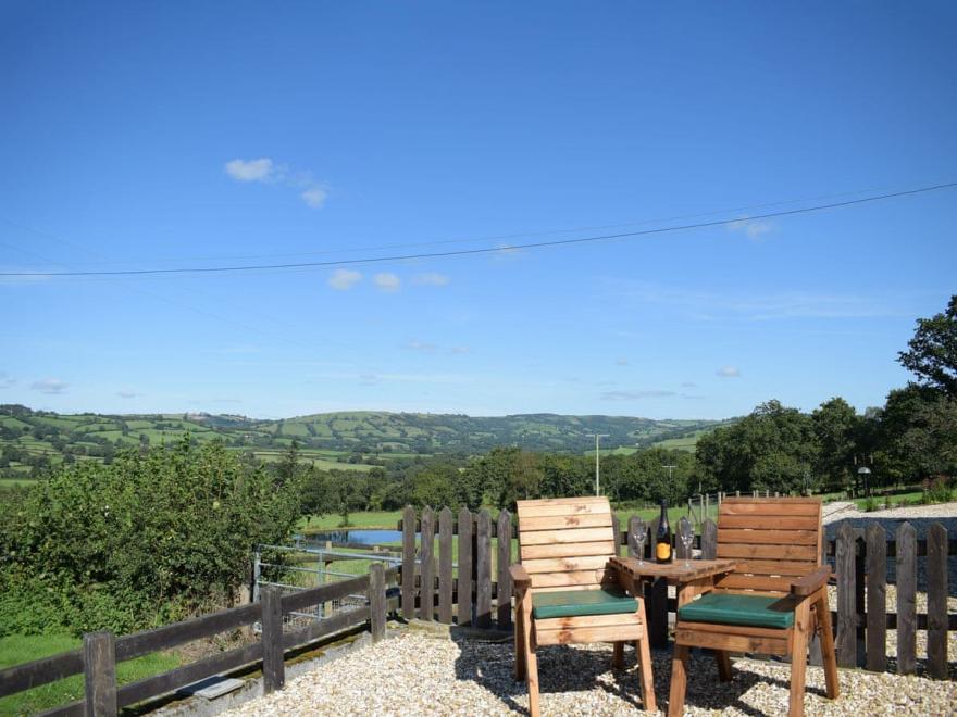 Dairy Cottage- UK12794