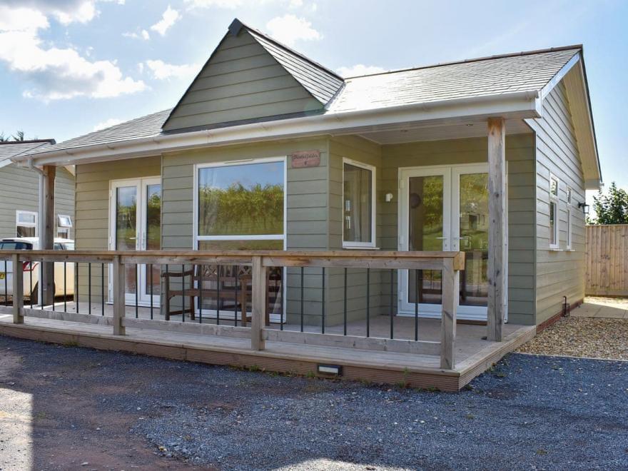 Dunkelfelder - UK12846