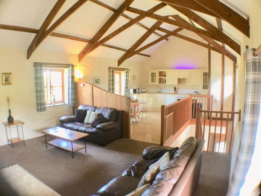 Twinkles Cottage-UK12900