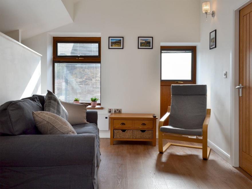 Kinder Apartment - UK12957