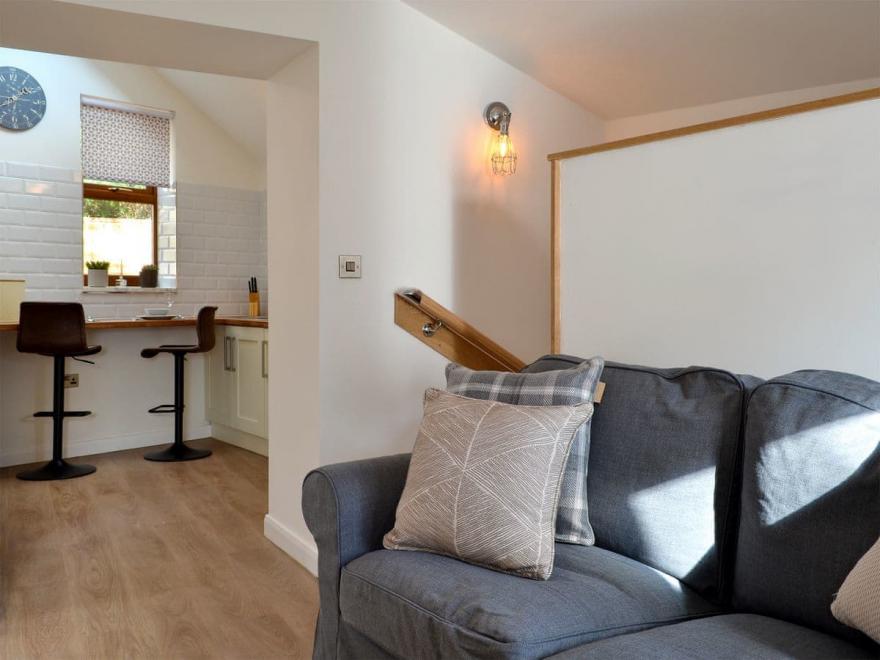 Kinder Apartment - UK12957