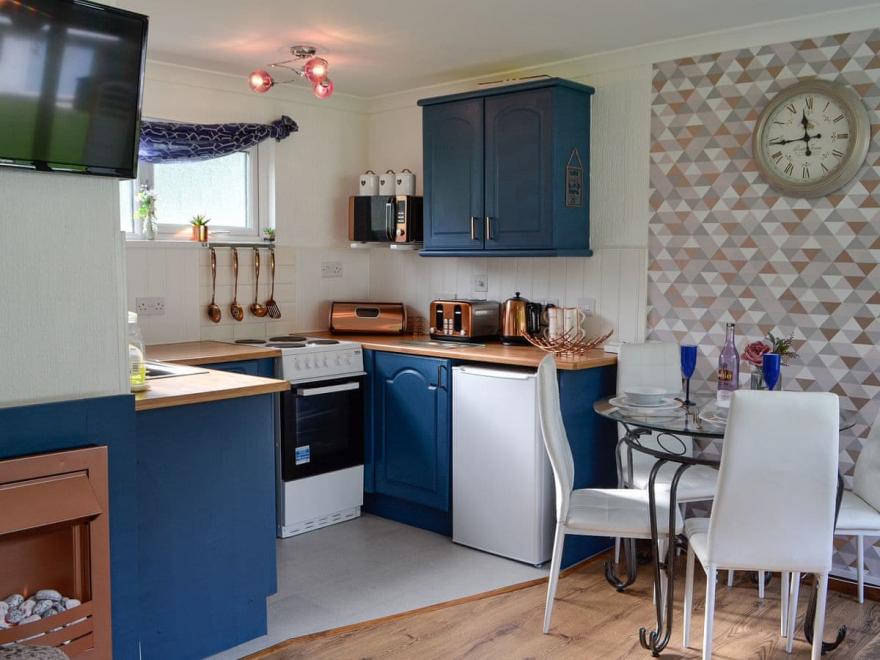 Woodland Deer-UK12977