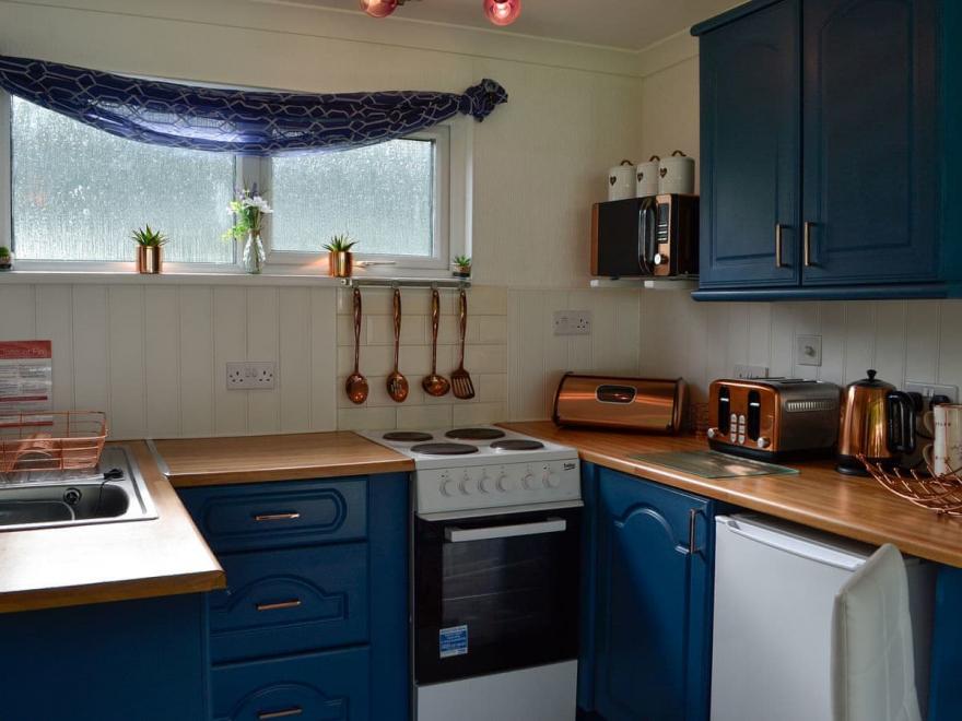 Woodland Deer-UK12977