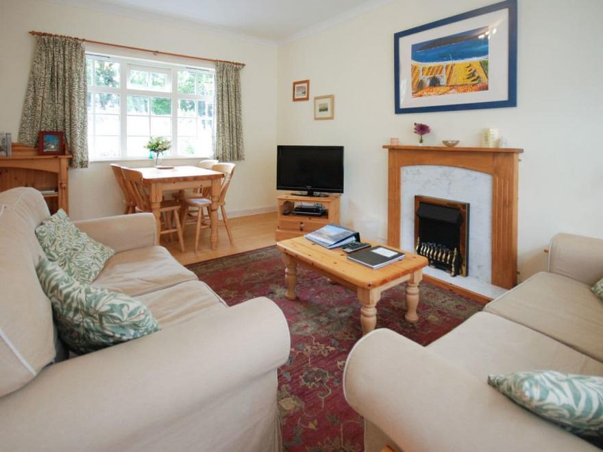 Rose Cottage - UK13164