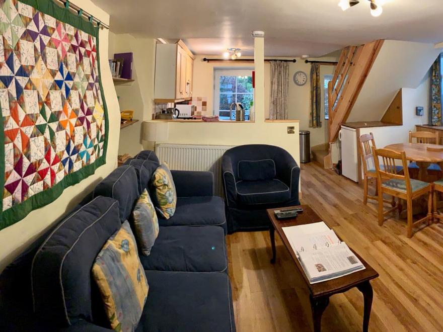 Holly Cottage - UK13166