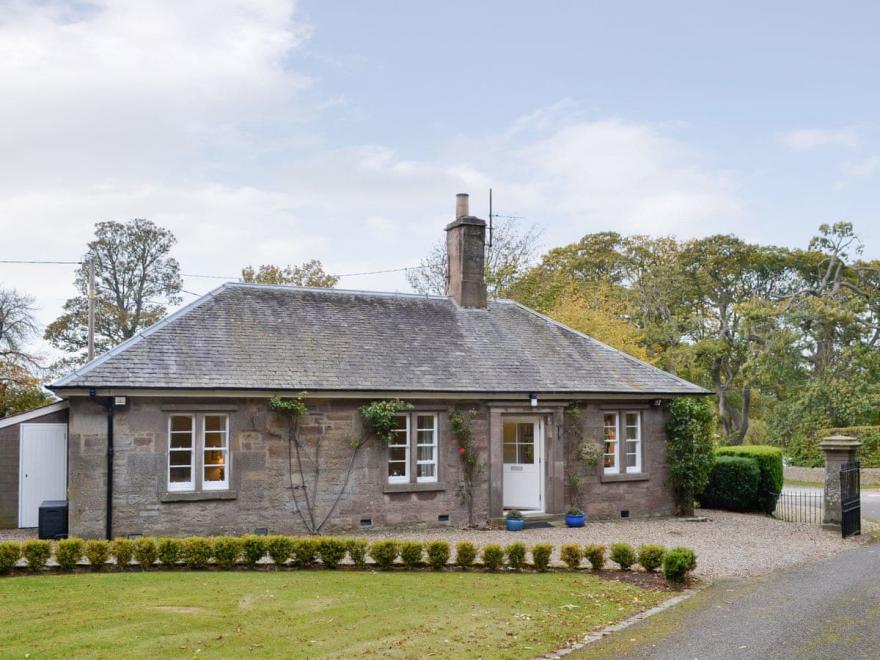Baldowrie Gate Lodge