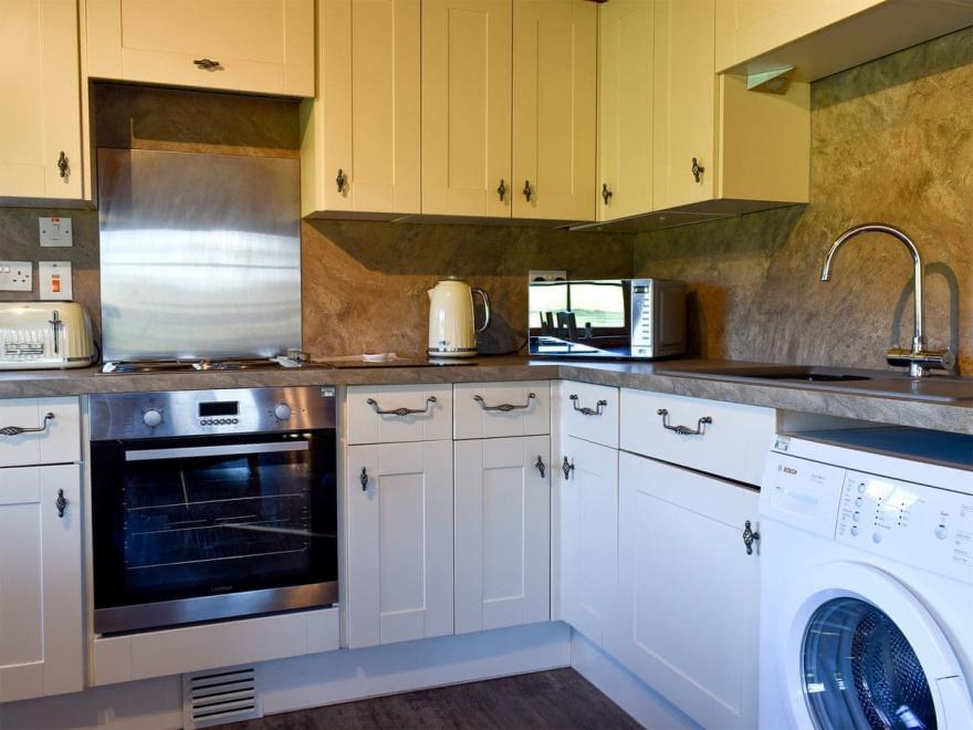 Red Squirrel Log Cabin