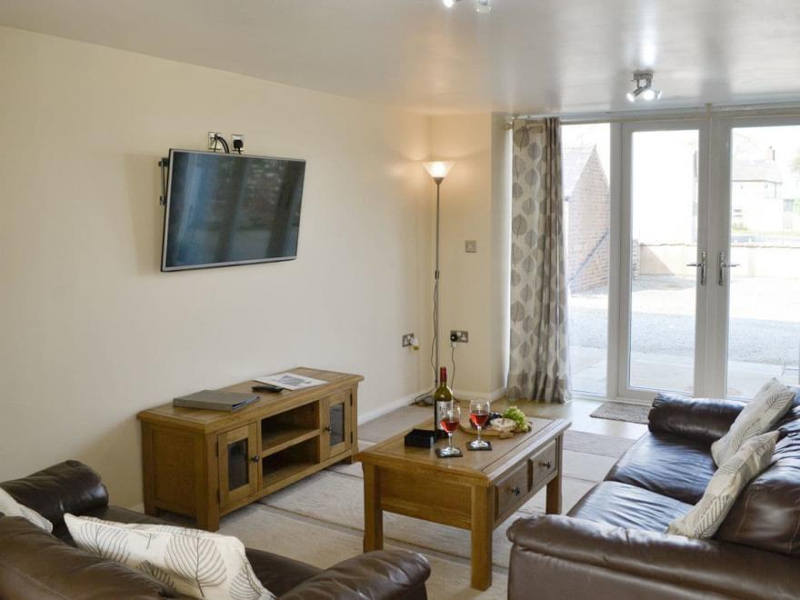 Hayloft Cottage - UK1386