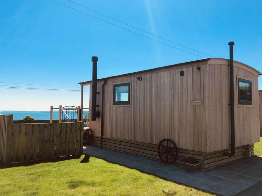 Little Beach - UK5997