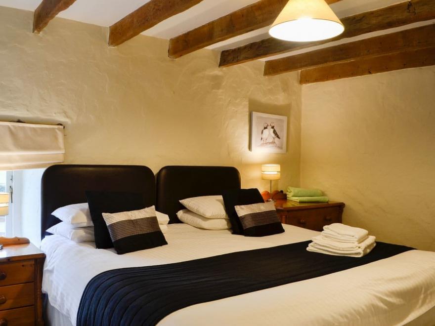 The Corn Store - UK6716