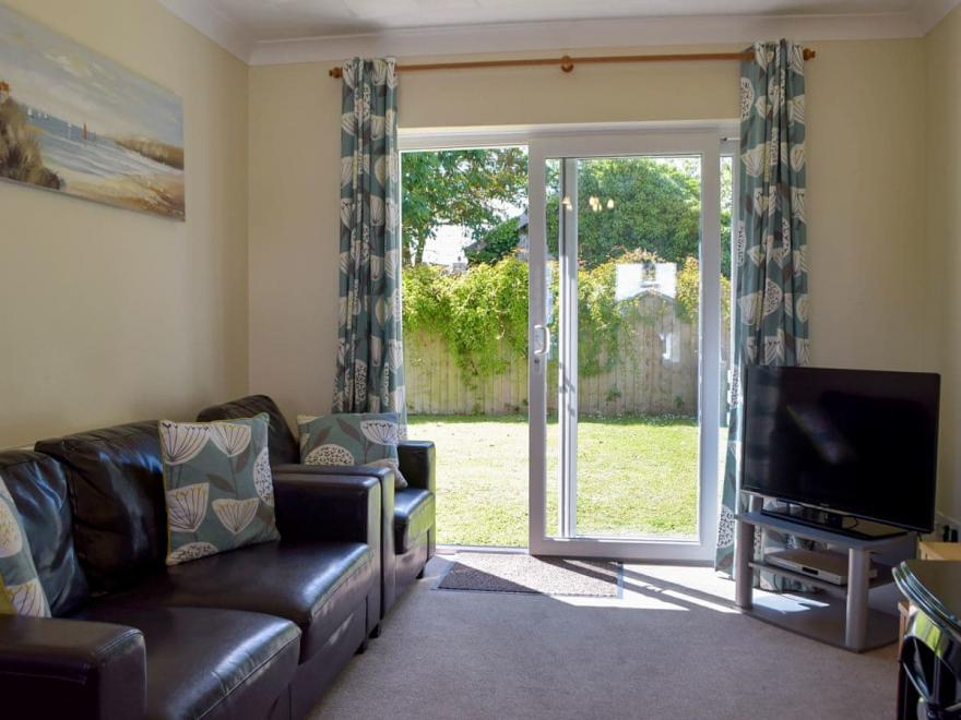 Kittiwake Cottage - UK6718