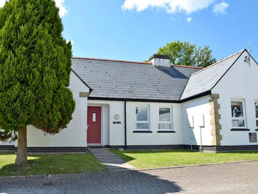 Gatekeepers Cottage - UK6728