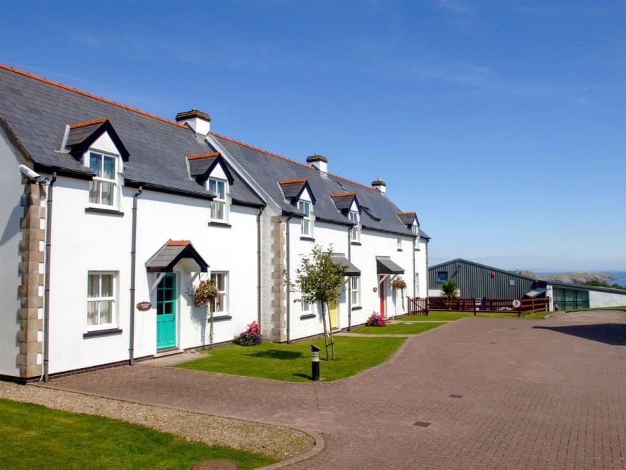 Caldey View - UK6734