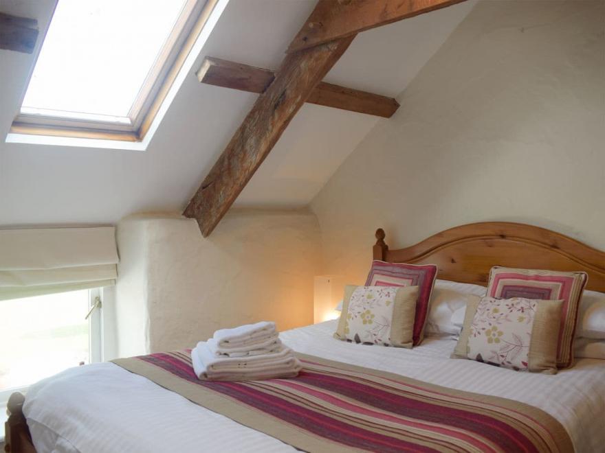 Atrato's Stable  - UK6735