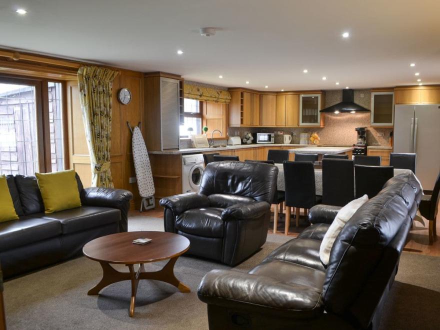 Woodcock House - UK7000