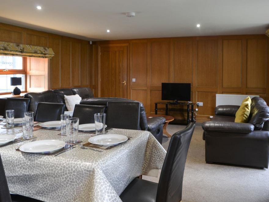 Woodcock House - UK7000