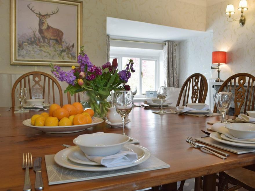 The Manor House - UK6741