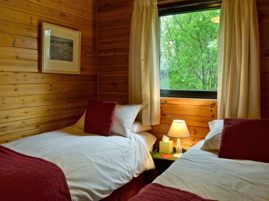 Hawthorn Lodge - UK7002