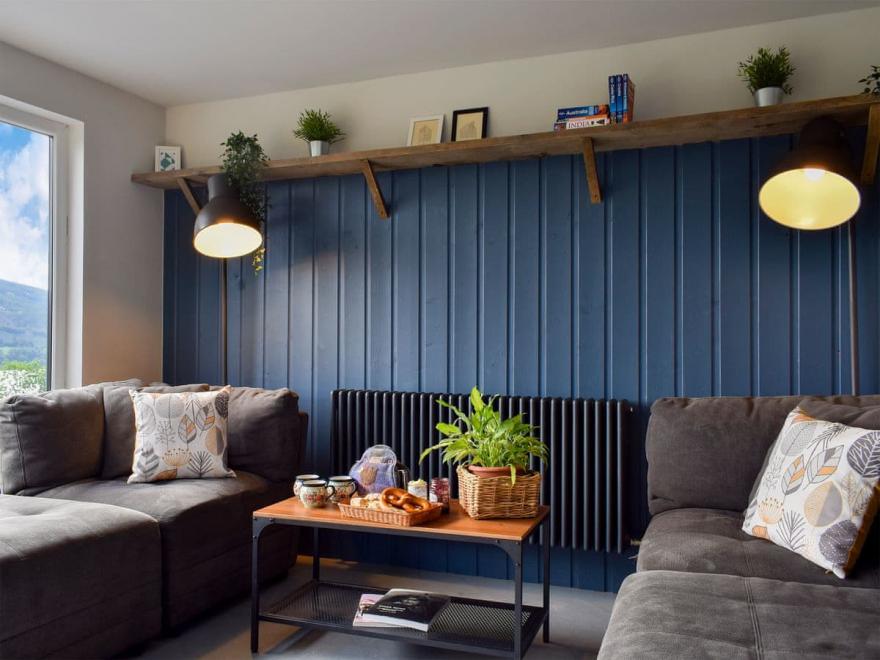 The Farmhouse - UK7046