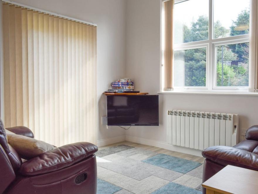 Elm Apartment - UKC3963